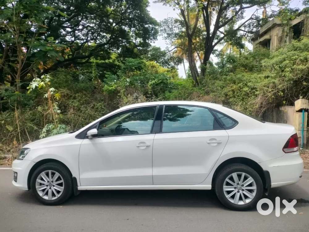 Volkswagen Vento 1.2 Tsi Highline At, 2017, Petrol