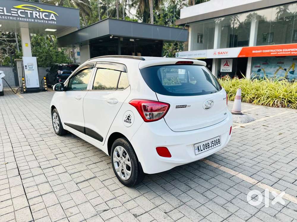 Hyundai Grand I10 Sportz 1.2 Kappa Vtvt, 2016, Petrol