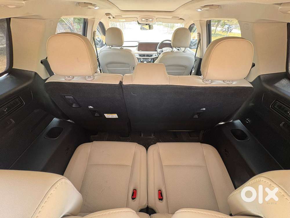 Mahindra Xuv700 2.2 Ax 7 Diesel Mt Luxury Pack Str, 2023, Diesel