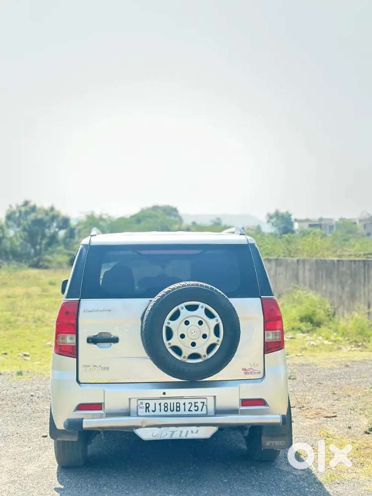 Mahindra Tuv 300 2016
