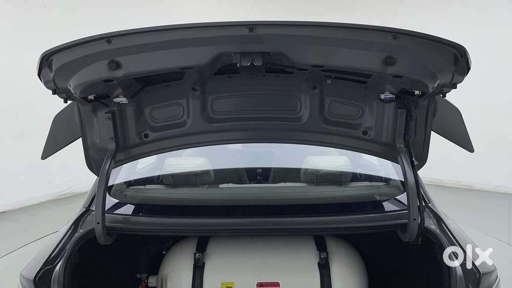 Hyundai Aura 1.2 Sx Cng, 2024, Cng & Hybrids