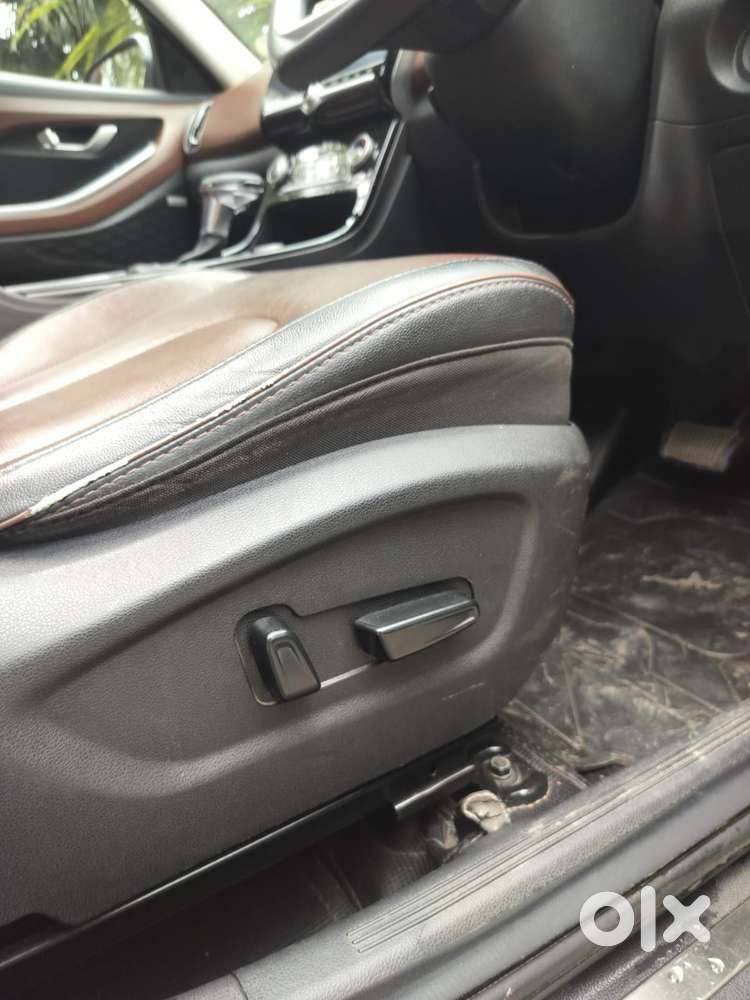 Hyundai Alcazar 2.0 Platinum (o) Petrol At 6 Str, 2021, Petrol