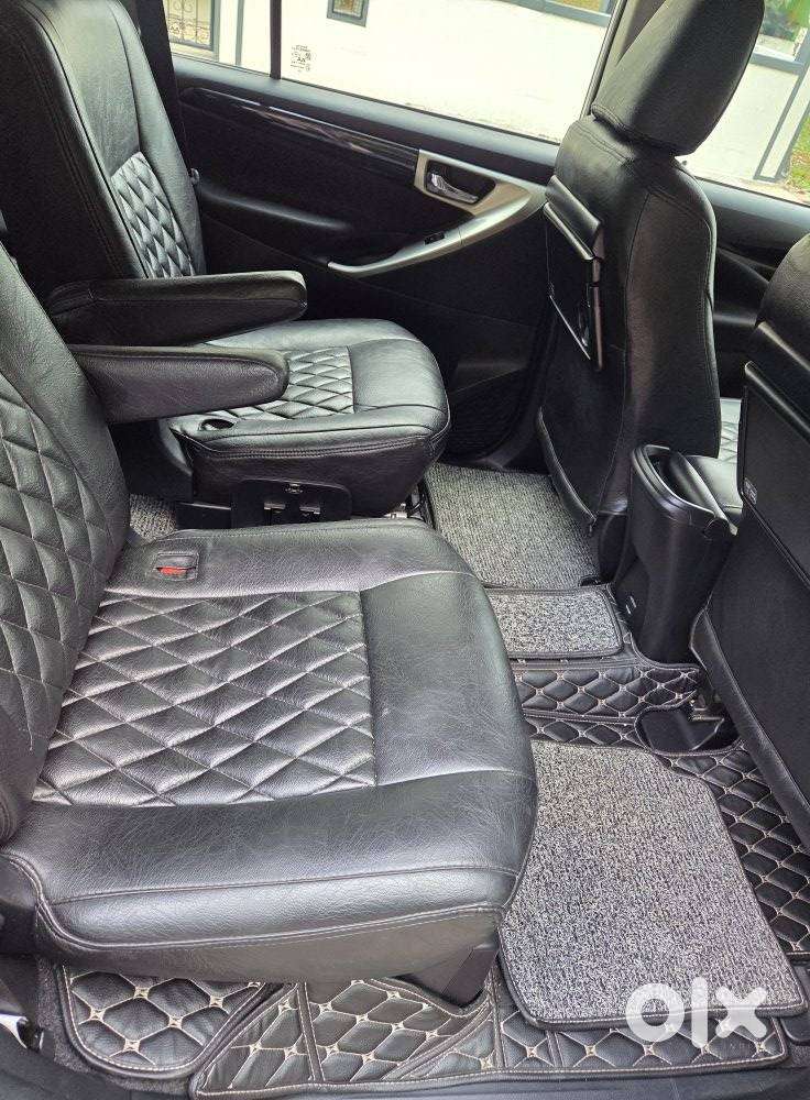 Toyota Innova Crysta 2.4 V, 2024, Diesel