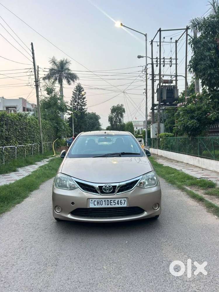 Toyota Etios, 2011, Petrol