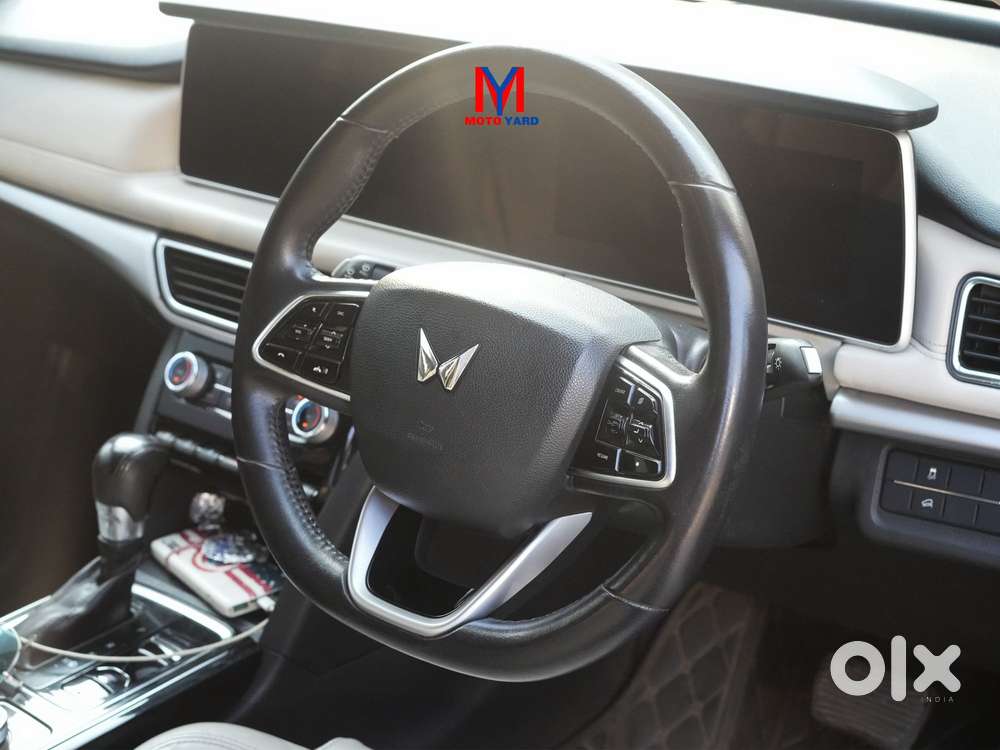 Mahindra Xuv700 2.2 Ax 7 Diesel At Luxury Pack Str, 2023, Diesel