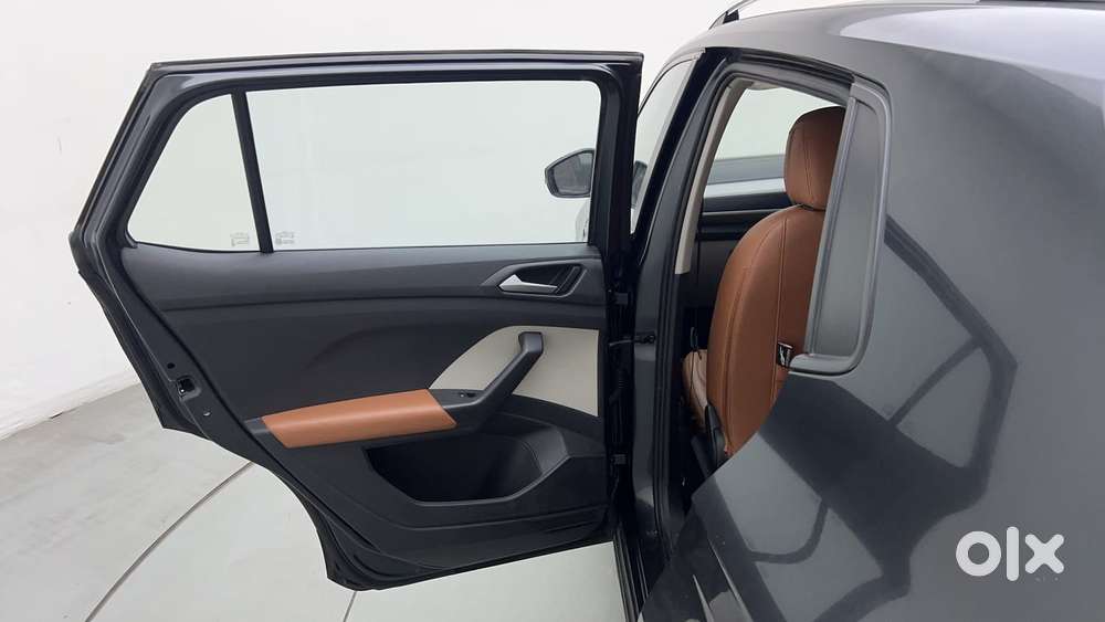 Volkswagen Taigun 1.0 Tsi Highline At, 2021, Petrol