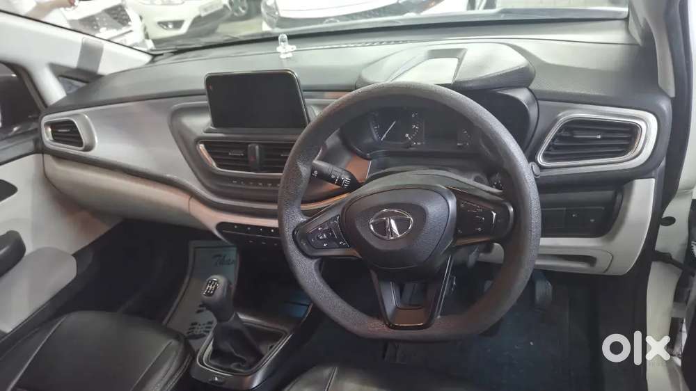 Tata Altroz 1.2 Xt 2021 Petrol Manual