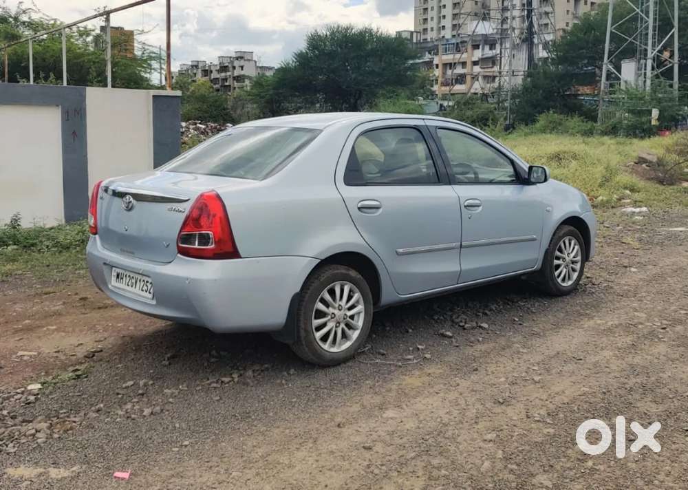 Toyota Etios 1.5 V, 2011, Petrol