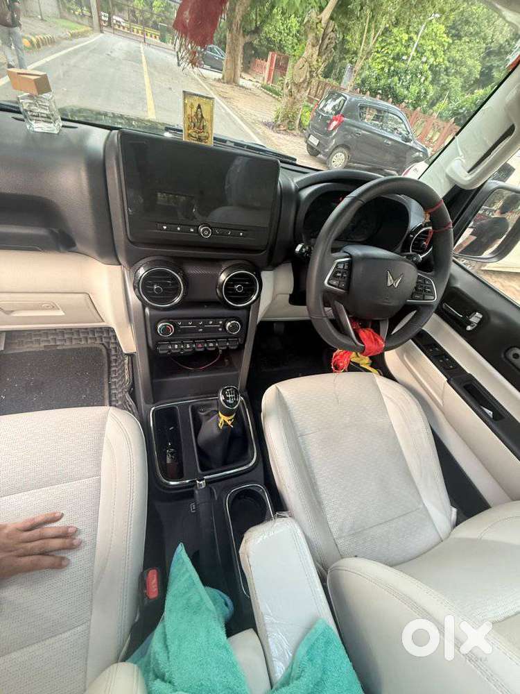 Mahindra Thar Roxx Mx5 Petrol At 2wd, 2025, Petrol