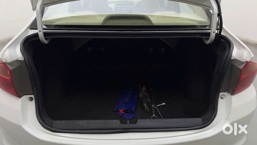 Honda City 1.5 V 4th Gen I-vtec Mt, 2022, Petrol