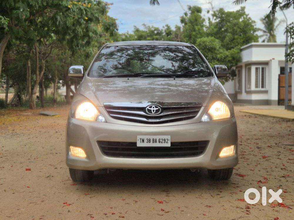 Toyota Innova 2.5 Vx 8 Str, 2010, Diesel