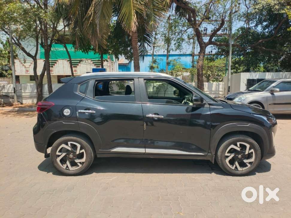 Nissan Magnite 1.0 Xv, 2022, Petrol