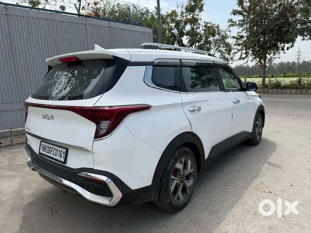Kia Carens 2023 Cng & Hybrids 42000 Km Driven
