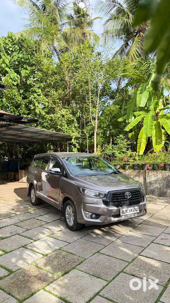 Toyota Innova Crysta 2017 Diesel 60000 Km Driven