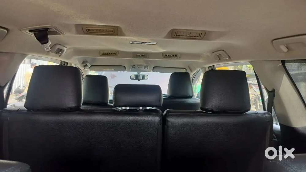Toyota Innova Crysta 2017 Second-owner Diesel Mt
