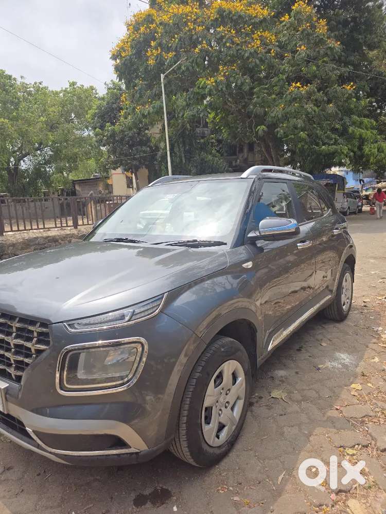 Hyundai Venue 2021 Petrol Good Condition