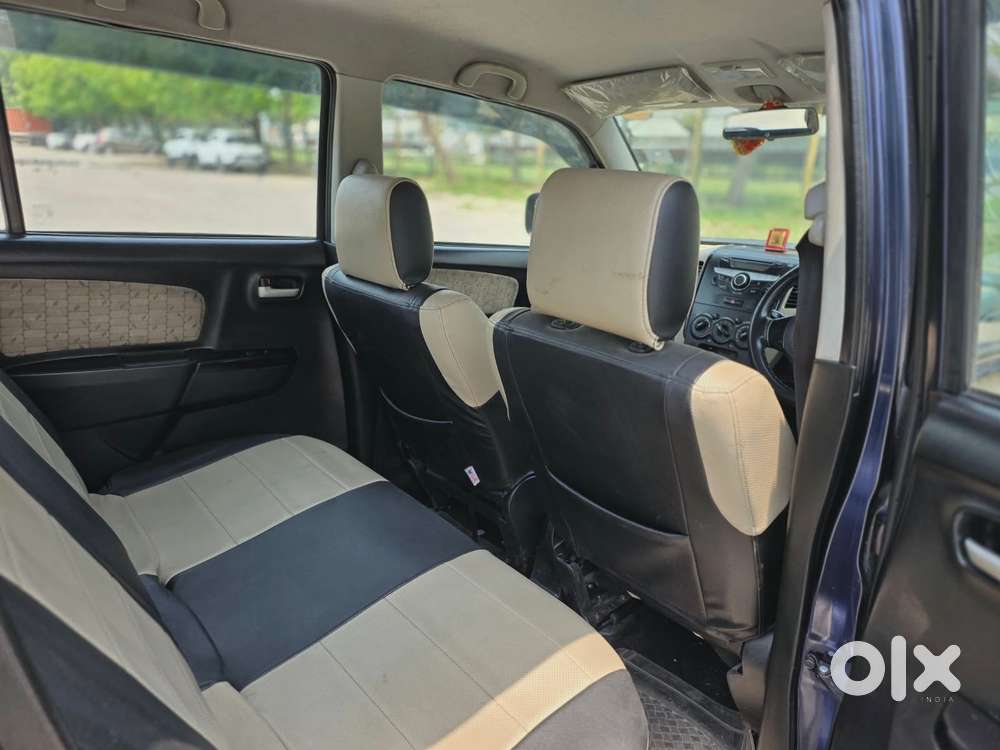 Maruti Suzuki Wagon R Stingray 1.0 Vxi Plus Amt, 2018, Petrol