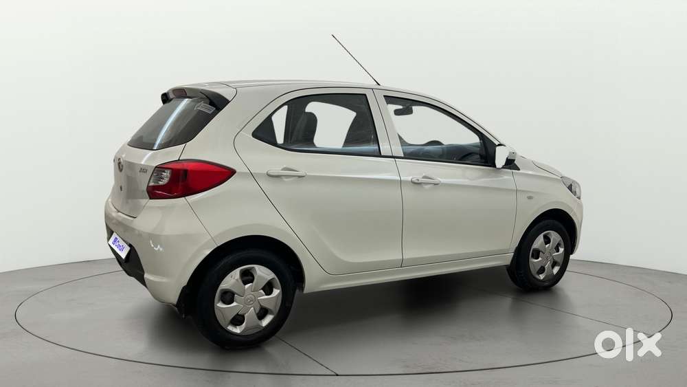 Tata Tiago 1.2 Revotron Xta, 2018, Petrol