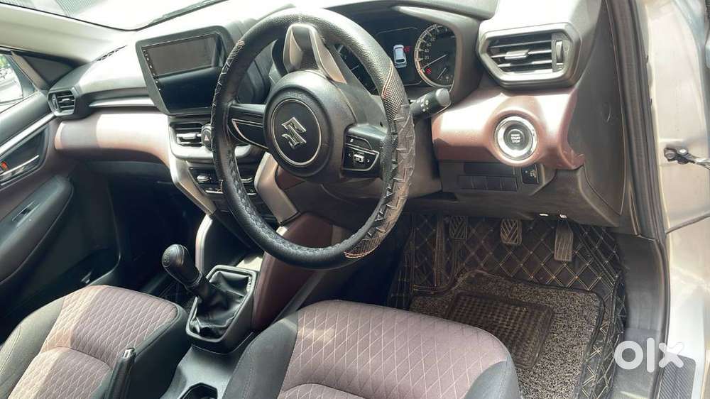 Maruti Suzuki Grand Vitara 2023 Petrol Well Maintained