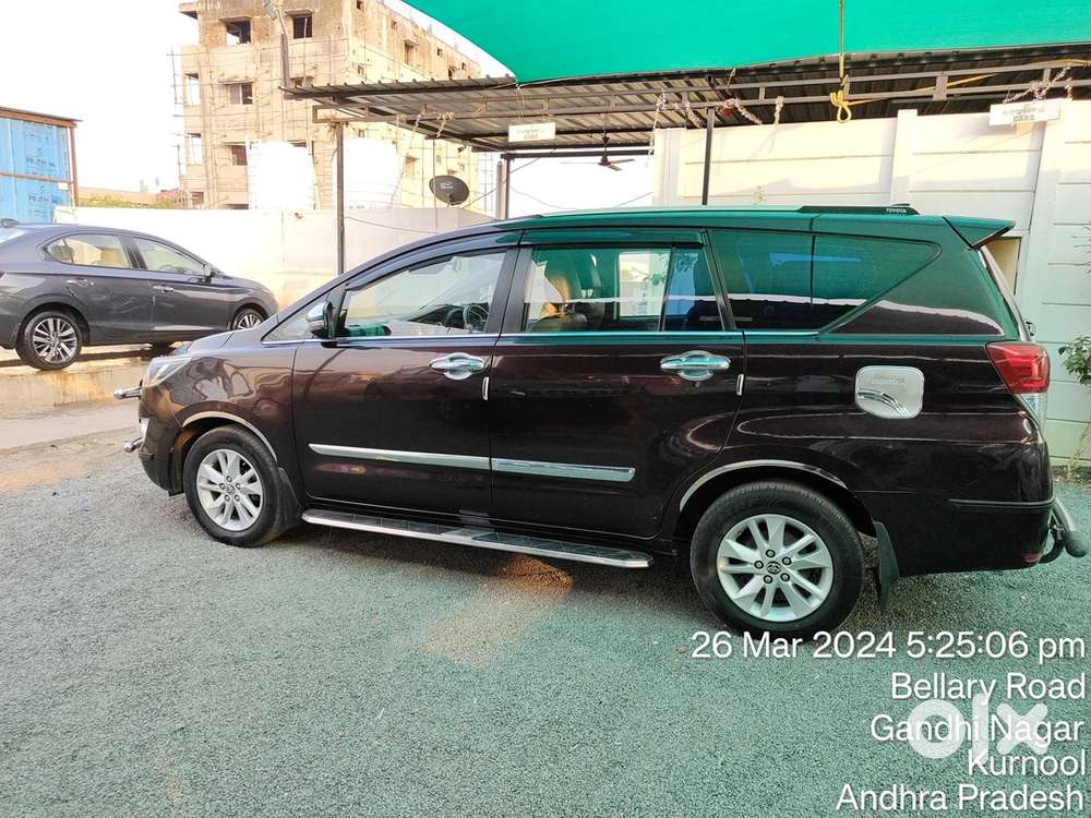 2019 Toyota Innova Crysta