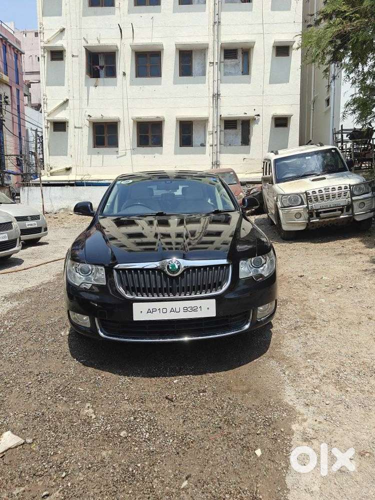 Skoda Superb 2013-2015 Elegance 1.8 Tsi Mt, 2010, Petrol