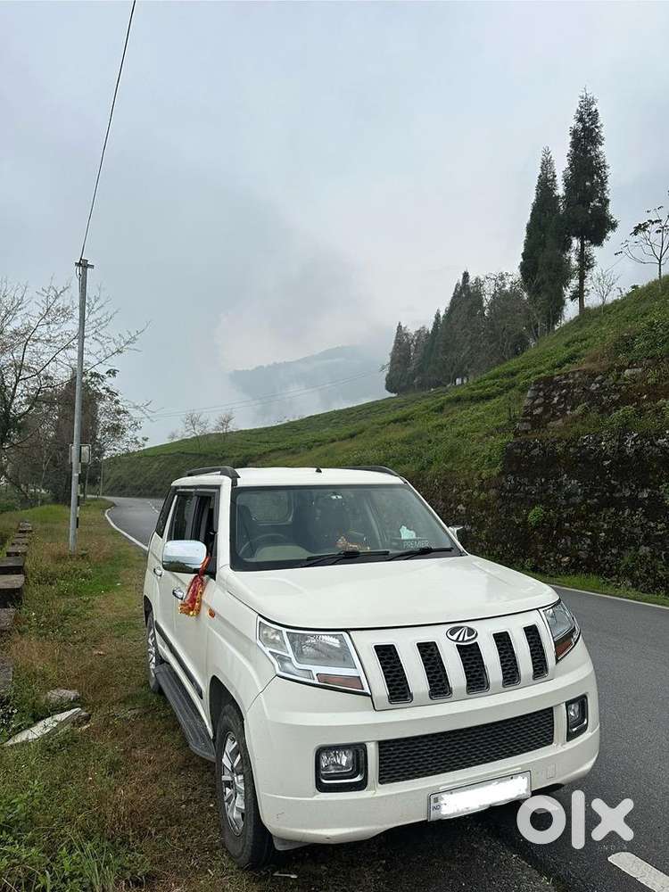 Mahindra Tuv 300 2017 Diesel Well Maintained