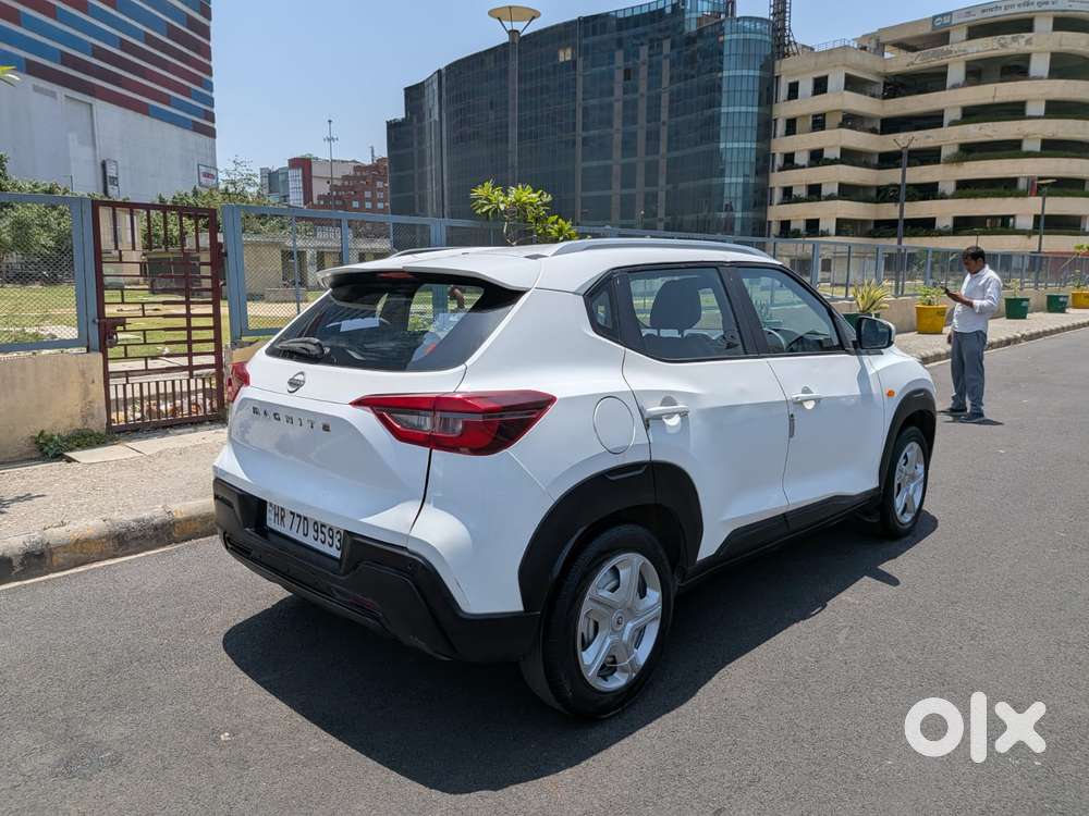 Nissan Magnite Kuro Edition 1.0 Petrol Mt, 2023, Petrol