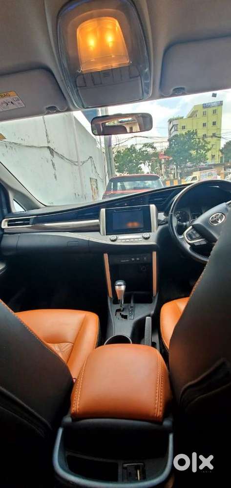 Toyota Innova Crysta 2.8z Automatic, 2018, Diesel