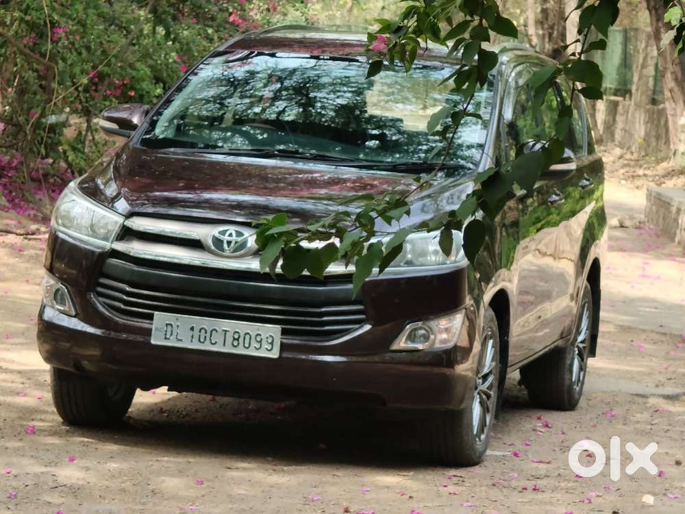 Toyota Innova Crysta 2.8 Gx At, 2016, Diesel