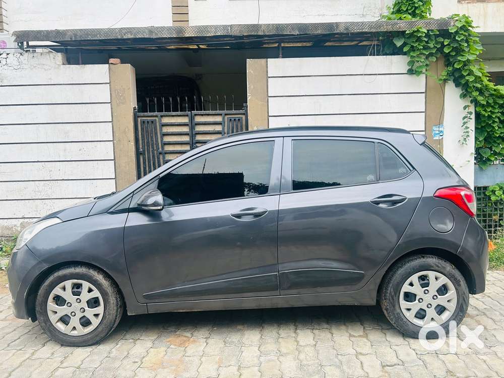 2015 Hyundai Grand I10 Sportz Crdi Diesel  Manual  Well Maintained