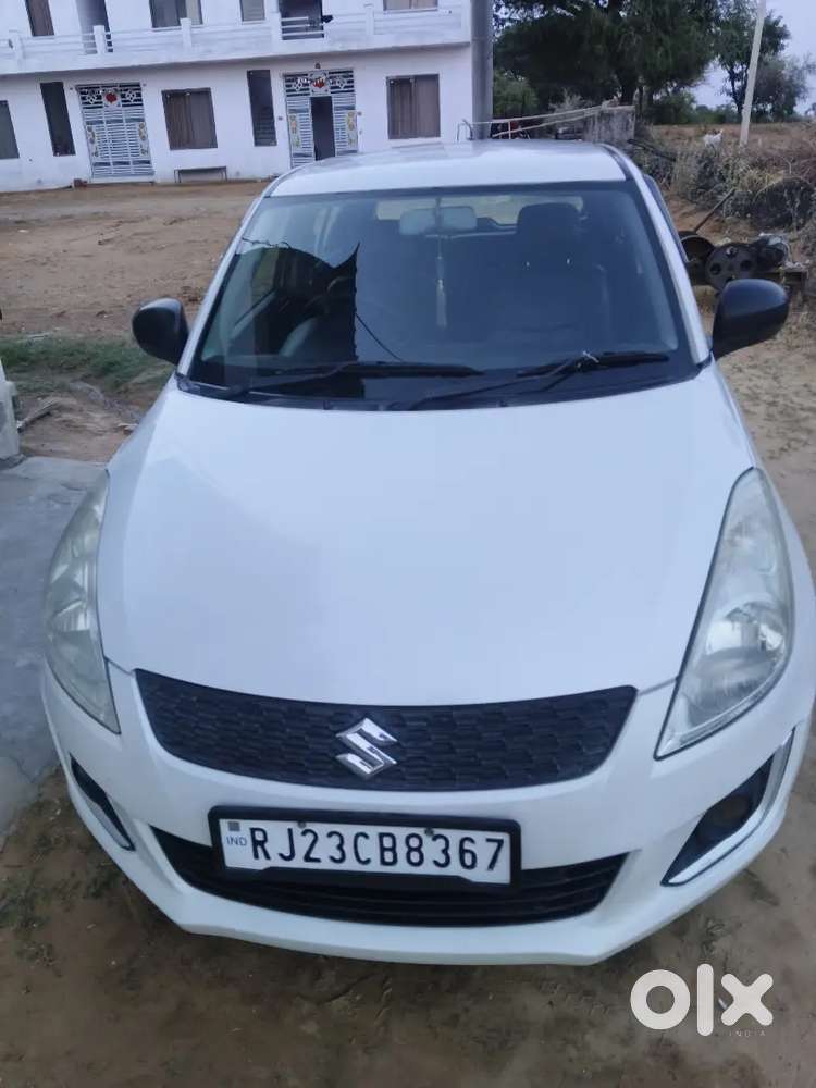 Maruti Suzuki Swift 2016 Diesel 61800 Km Driven