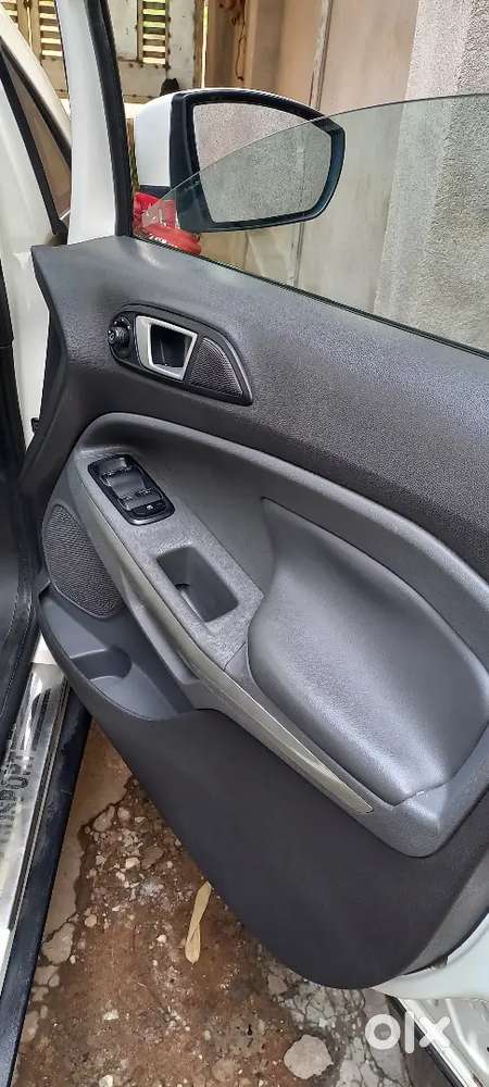 Ford Ecosport  Model 2015 Petrol Last December