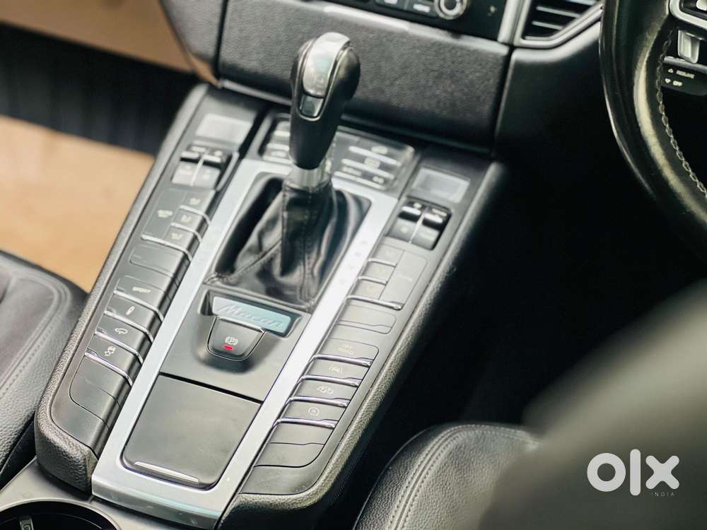 Porsche Macan Turbo, 2017, Petrol