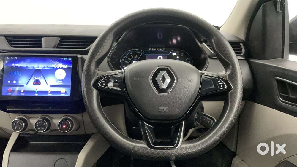Renault Triber Rxt, 2022, Petrol