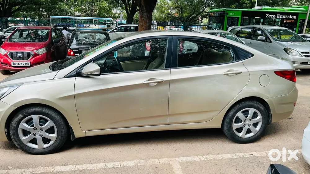 Hyundai Verna 1.6 2011 964.   62l8o34