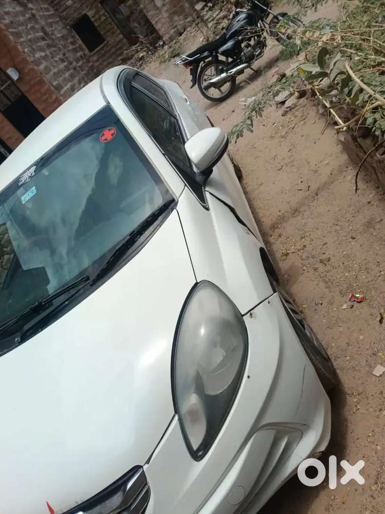 Honda Amaze 2016 Diesel 300000 Km Driven