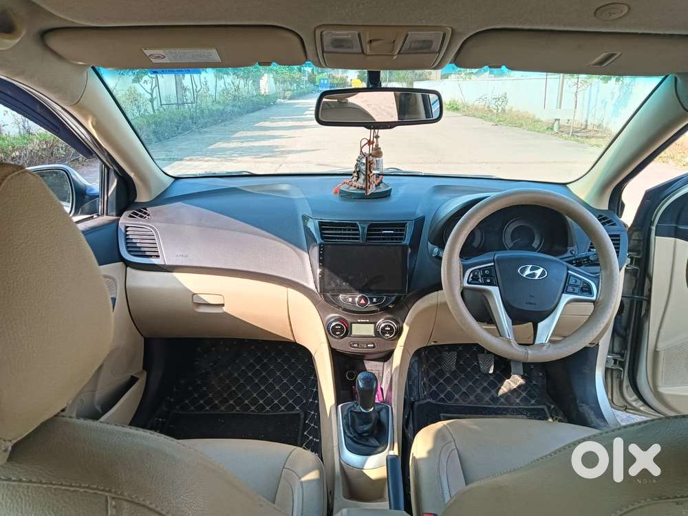 Hyundai Verna Fluidic 1.6 Vtvt Sx, 2013, Petrol