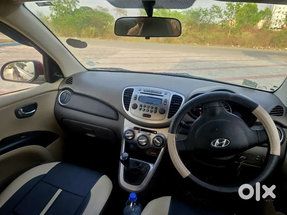 Hyundai I10 2015 Petrol 28000 Km Driven