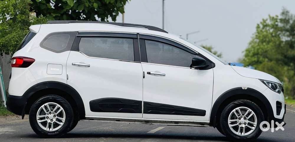 Renault Triber 1.0 Rxe, 2022, Petrol