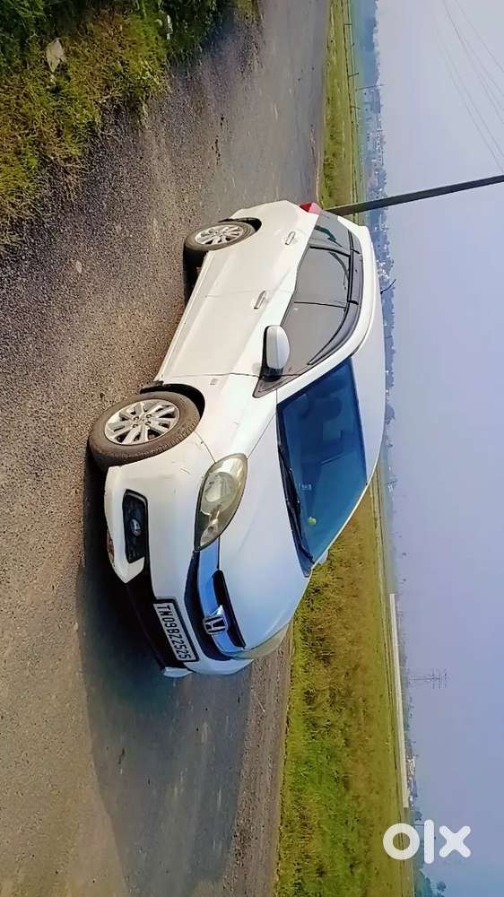 Honda Mobilio 2014 Diesel 160000 Km Driven