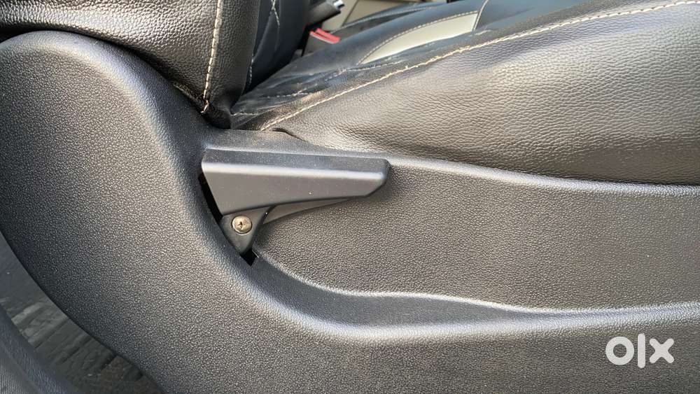 Tata Tiago Xe, 2017, Petrol