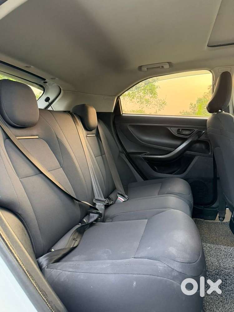 Tata Nexon Smart 1.2 Revotron Petrol 5 Mt, 2024, Petrol