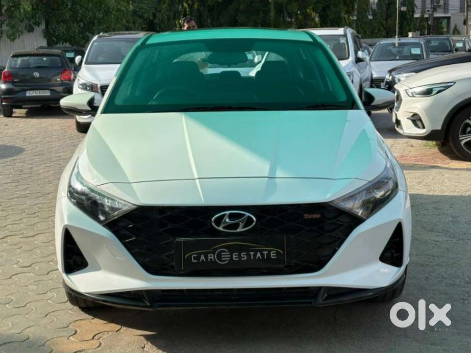 Hyundai I20 Asta (o) 1.0 Turbo Dct, 2023, Petrol