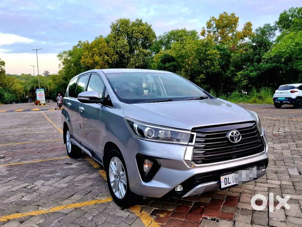 Crysta 2019 Automatic 2.8 Z, Immaculate Condition