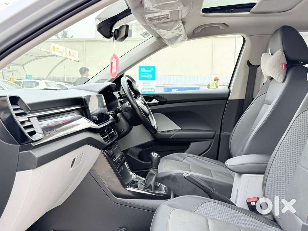 Skoda Kushaq 1.0 Tsi Style, 2023, Petrol