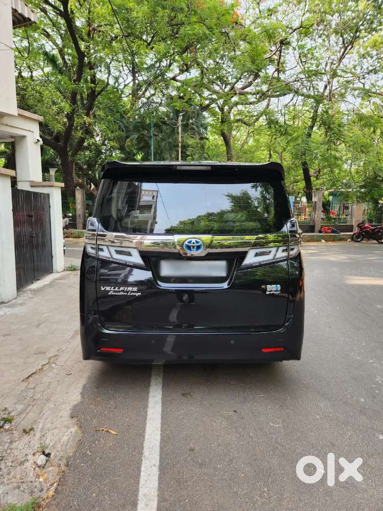 Toyota Vellfire 2.5 Executive Lounge, 2020, Petrol