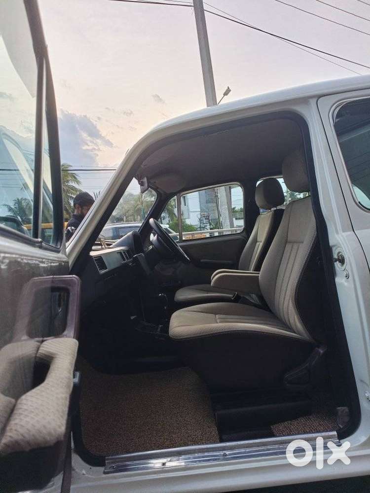 Ambassador Classic Dsz Ac, 2003, Diesel