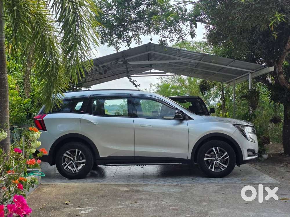 Mahindra Xuv700 2.2 Ax 5 Diesel At Str, 2022, Diesel