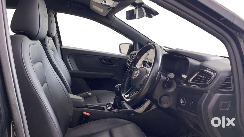 Tata Altroz 1.2 Xza Plus Dark Edition Dct, 2023, Diesel