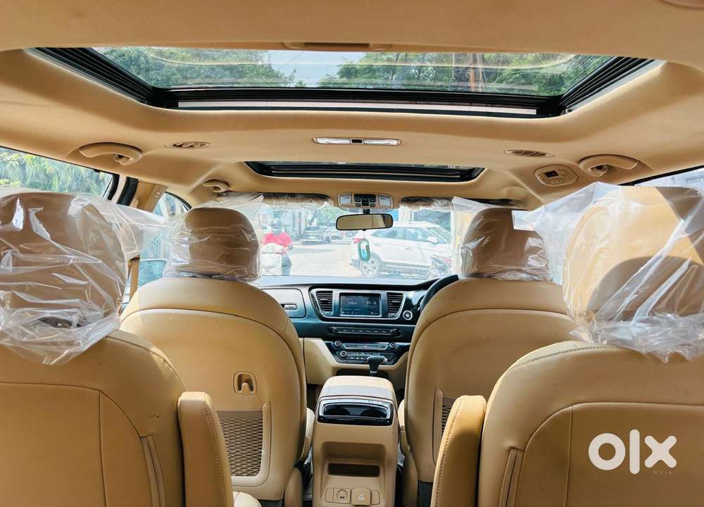 Kia Carnival Prestige, 2023, Diesel